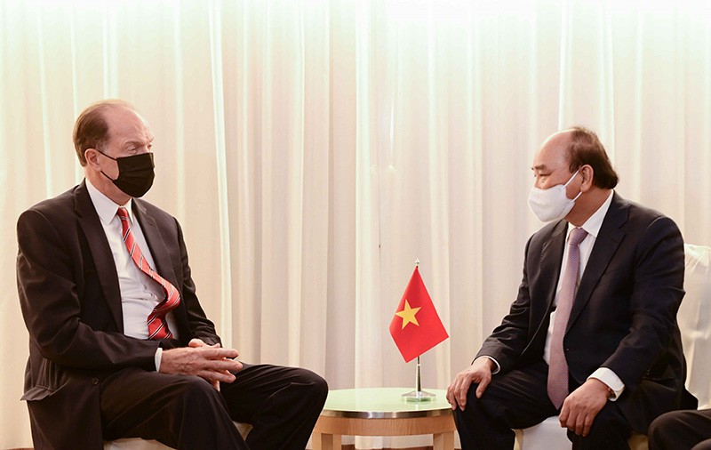 Chủ tịch nước Nguyễn Xuân Phúc gặp Chủ tịch Ngân hàng Thế giới David Malpas. (Nguồn: TTXVN)