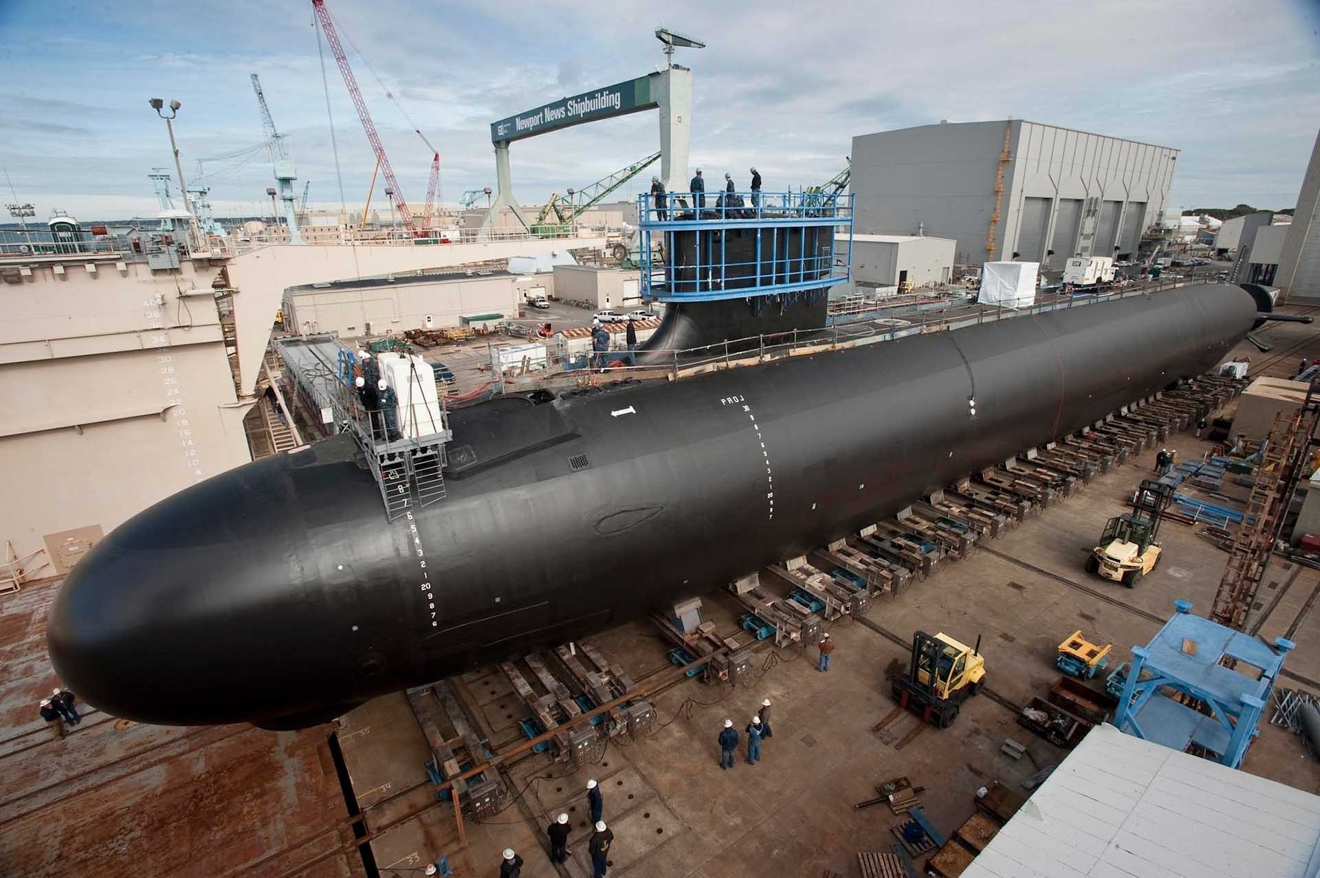 Tàu ngầm hạt nhân tấn công Minnesota (SSN-783) thuộc lớp Virginia đang trong giai đoạn đóng tàu, ảnh chụp năm 2012. (Nguồn: Hải quân Mỹ)