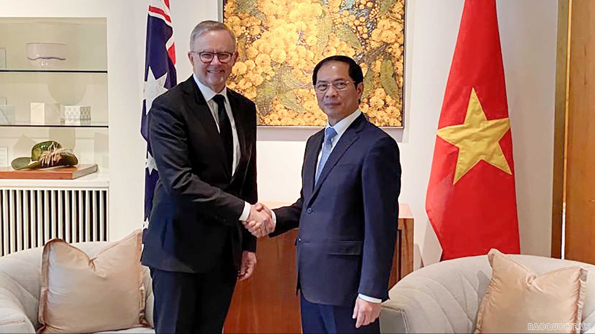 bo truong ngoai giao bui thanh son chao xa giao thu tuong australia anthony albanese