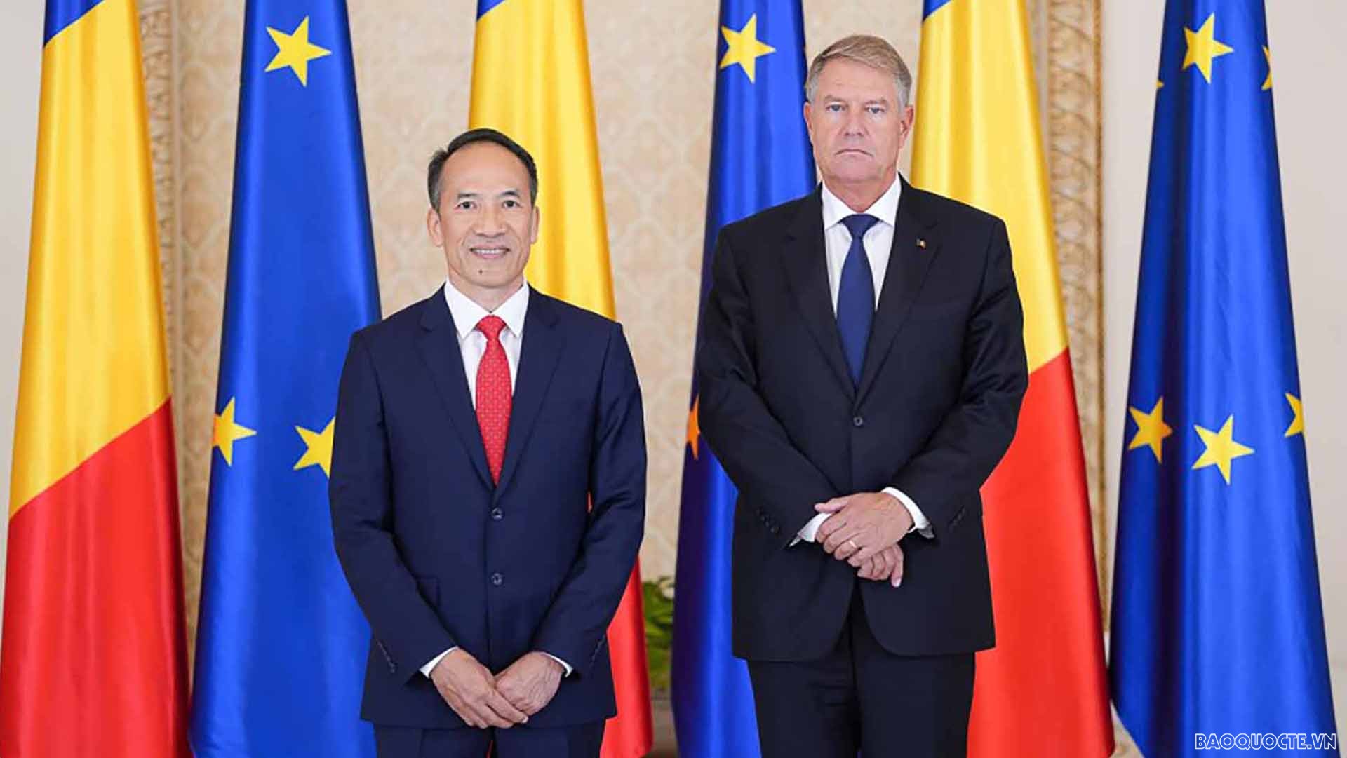 Tổng thống Romania Klaus-Werner Iohannis và Đại sứ Đỗ Đức Thành