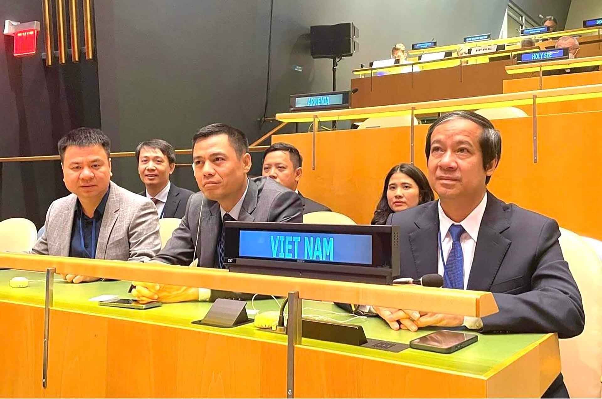 Bộ trưởng Bộ Giáo dục và Đào tạo Nguyễn Kim Sơn dự Hội nghị thượng đỉnh về chuyển đổi giáo dục của Liên hợp quốc.
