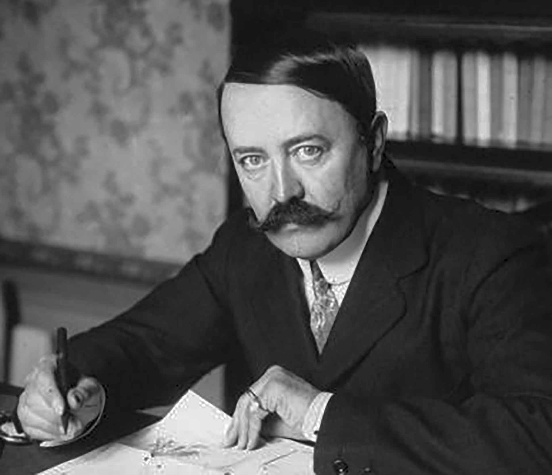 Nhà viết tiểu thuyết Prévost Marcel.