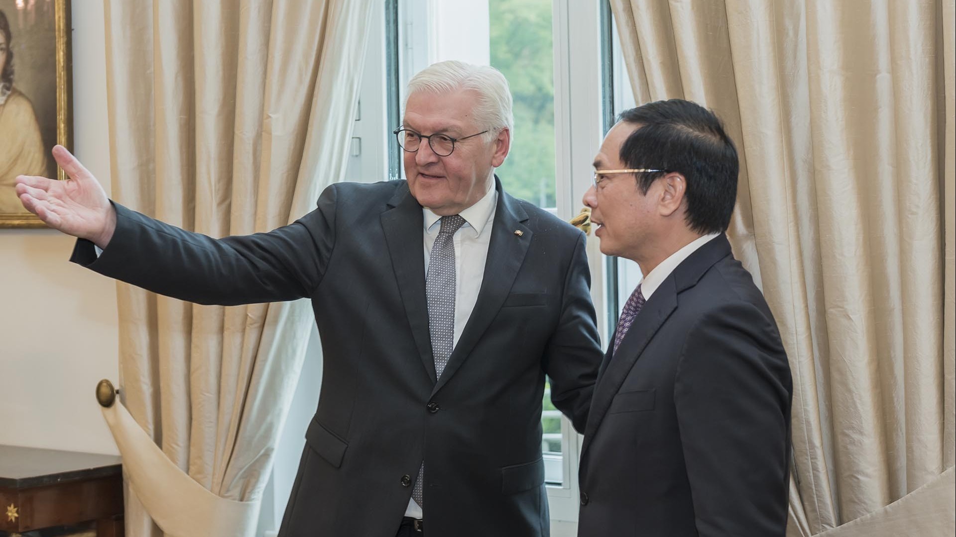 bo truong ngoai giao bui thanh son chao xa giao tong thong duc frankwalter steinmeier