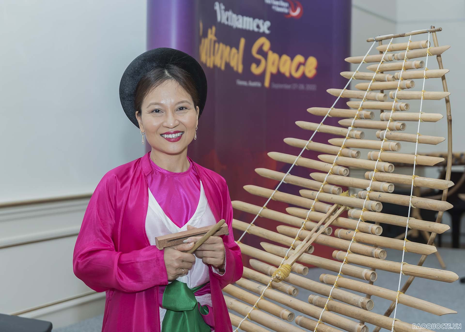 Bộ trưởng Ngoại giao Bùi Thanh Sơn dự khai mạc sự kiện Không gian văn hóa Việt Nam tại Áo Bộ trưởng Ngoại giao Bùi Thanh Sơn dự khai mạc sự kiện Không gian văn hóa Việt Nam tại Áo