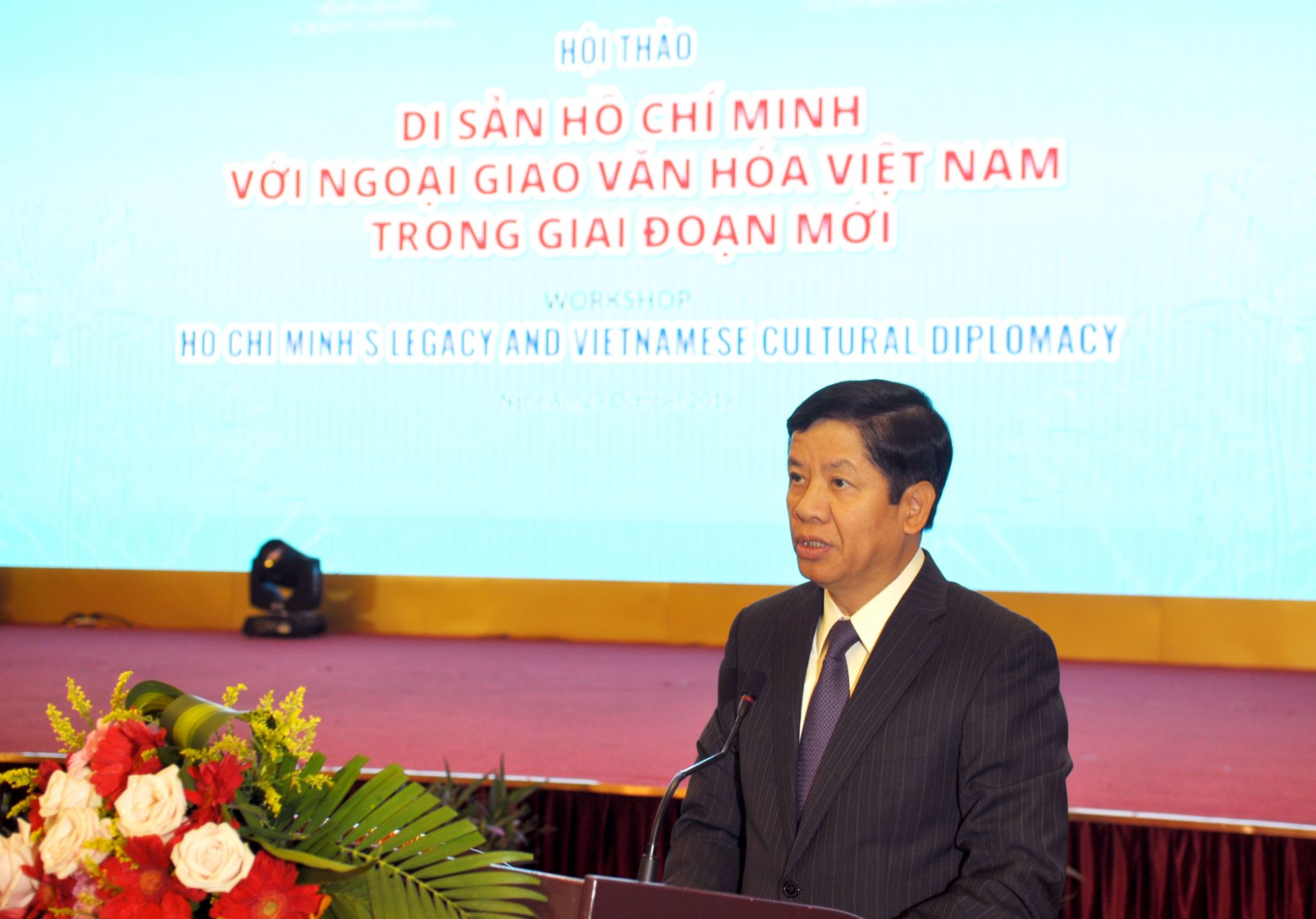 Hoạt động ngoại giao văn hóa góp phần tôn vinh Chủ tịch Hồ Chí Minh