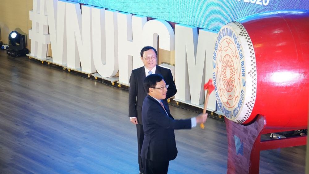 Phó Thủ tướng Phạm Bình Minh tham dự Lễ khai khoá 2020 của Đại học Quốc gia TP. HCM
