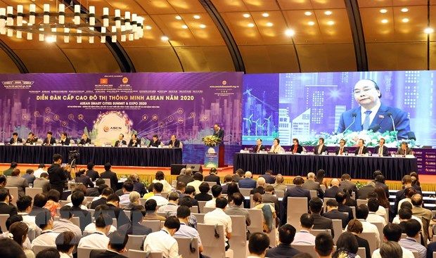 Thủ tướng tham dự Diễn đàn cấp cao về đô thị thông minh ASEAN năm 2020