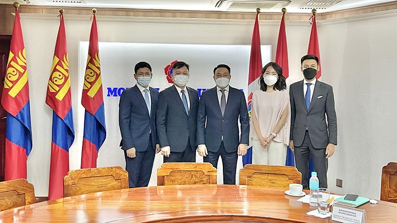 Tổng Thư ký Đảng Nhân dân Mông Cổ tiếp Đại sứ Doãn Khánh Tâm