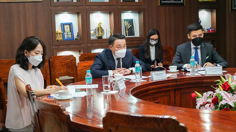 Tổng Thư ký Đảng Nhân dân Mông Cổ mong muốn phát triển quan hệ, hợp tác với Đảng, Nhà nước và nhân dân Việt Nam là một trọng tâm ưu tiên trong chính sách đối ngoại của Đảng Nhân dân Mông Cổ.