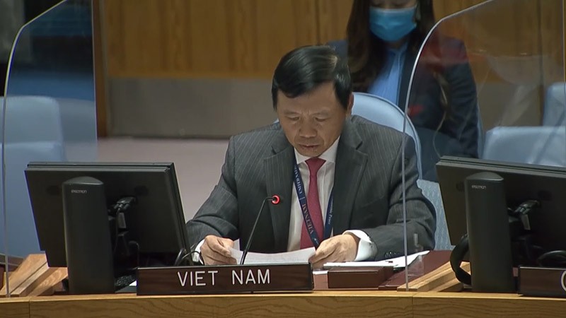 Đại sứ Đặng Đình Quý, Trưởng Đại diện Phái đoàn Việt Nam tại Liên hợp quốc phát biểu tại cuộc họp.