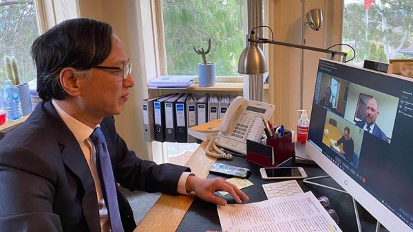 'Behind-the-scenes' stories of vaccine diplomacy in Australia: Vietnam Ambassador