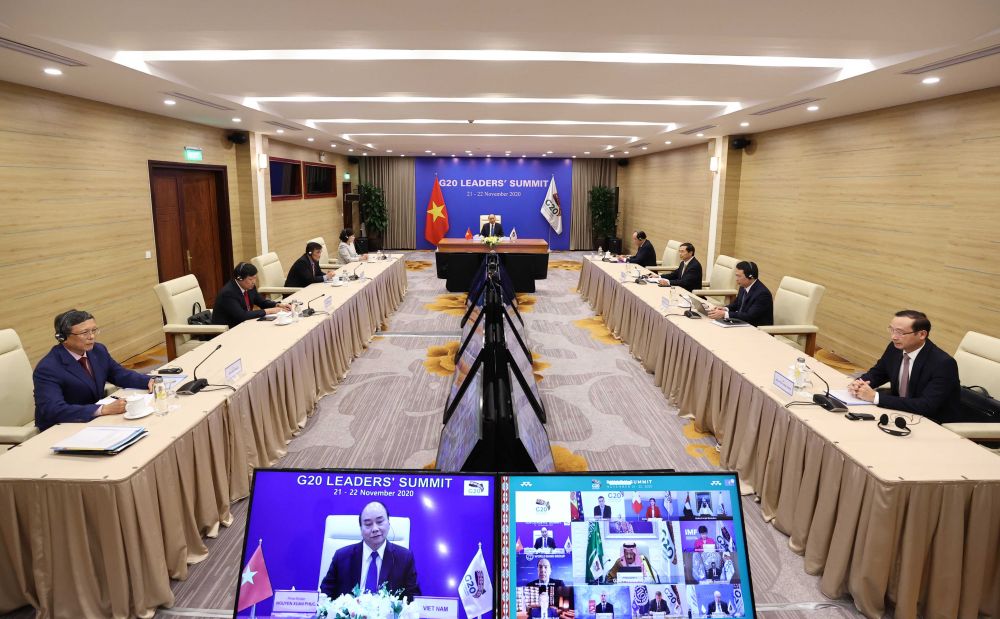 Thủ tướng Nguyễn Xuân Phúc tham dự Hội nghị thượng đỉnh G20 trực tuyến