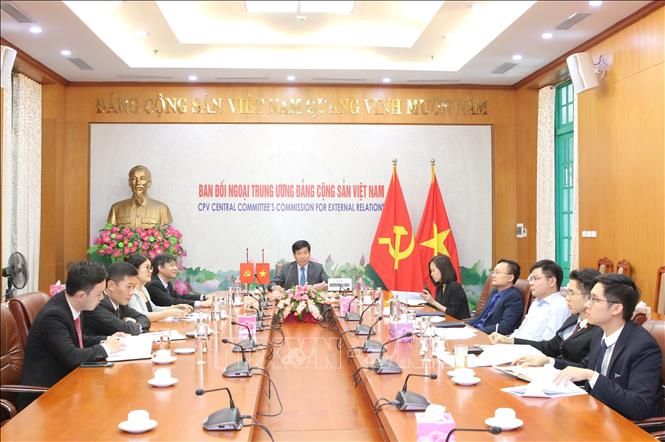 đồng chí Nguyễn Mạnh Cường, Phó Trưởng Ban Đối ngoại Trung ương tham dự Hội nghị quốc tế trực tuyến các chính đảng Cchâu Á. Ảnh: Phương Hoa – TTXVN