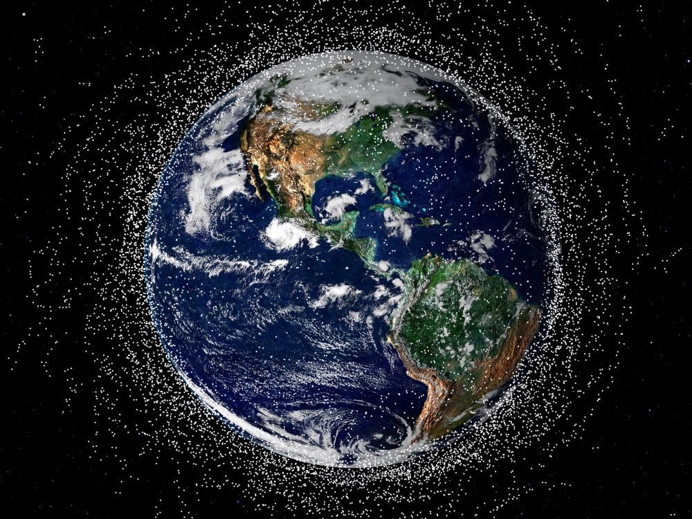 Trước khi con người có thể tìm các hành tinh khác có sự sống, chúng ta cần phải xử lý số rác thải đang hiện hữu trên bầu khí quyển. (Nguồn: Getty)