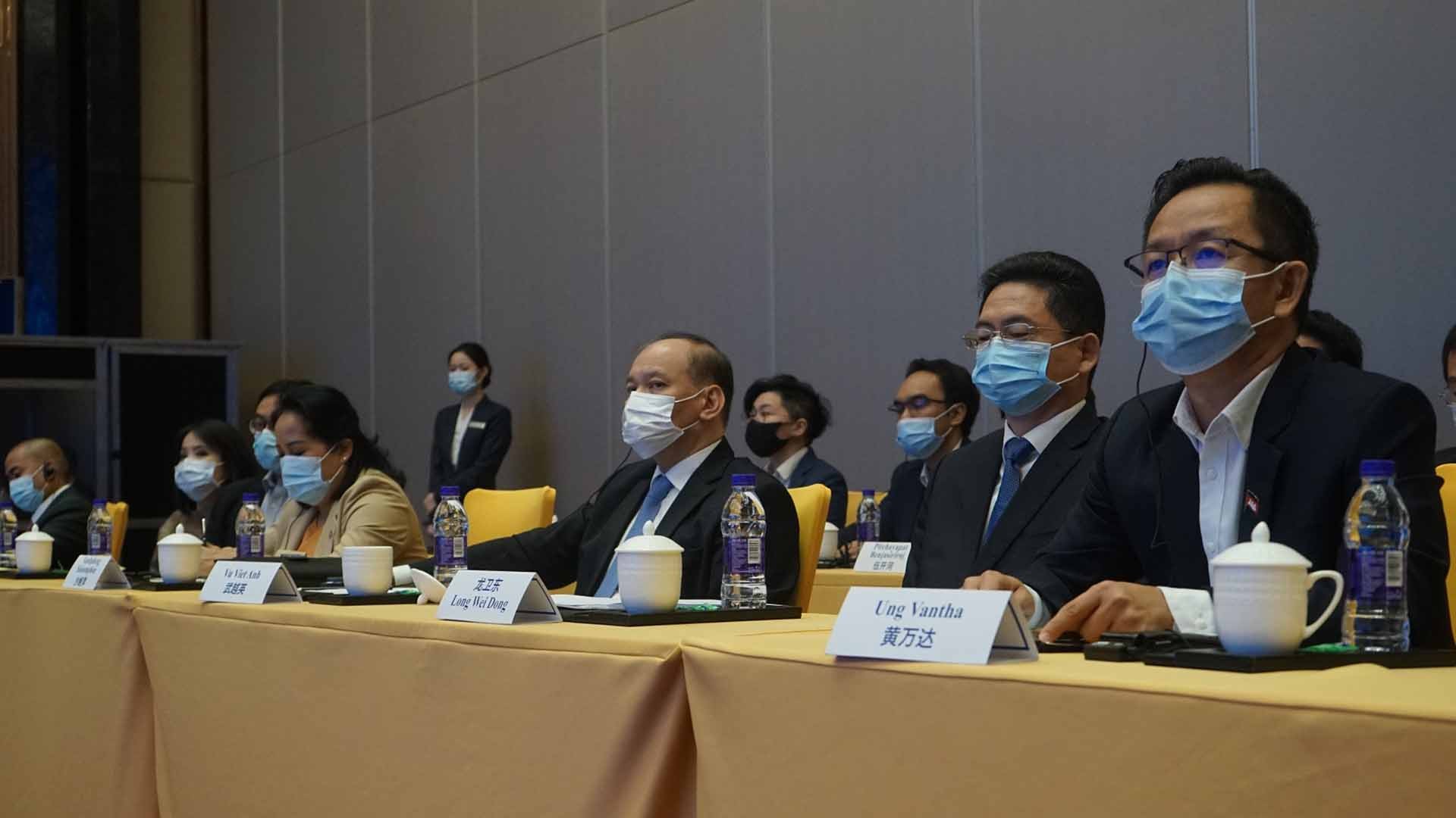 Tổng Lãnh sự các nước ASEAN tại Quảng Châu tham dự Đối thoại.