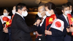 Thủ tướng Phạm Minh Chính tới Tokyo bắt đầu chuyến thăm chính thức Nhật Bản