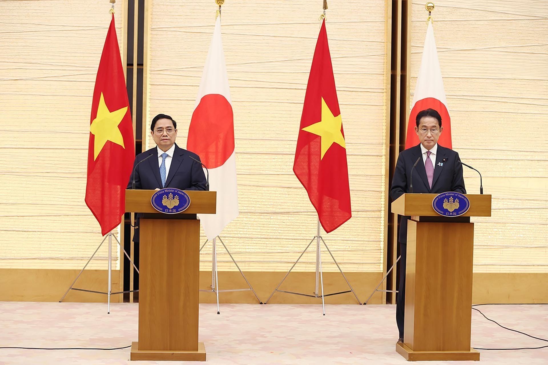 Prime Minister’s visit leaves deep imprint on Viet Nam-Japan ties: Foreign Minister Bui Thanh Son