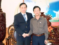 thu truong le hoai trung lam viec voi lanh dao ubnd tinh son la