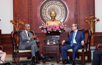 Bí thư Thành ủy TP. Hồ Chí Minh tiếp cựu Tổng thống Mỹ Barack Obama