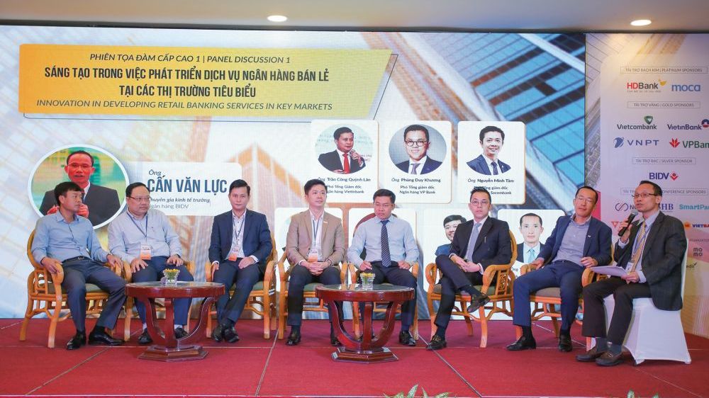 Vietcombank được vinh danh là Ngân hàng chuyển đổi số tiêu biểu năm 2020