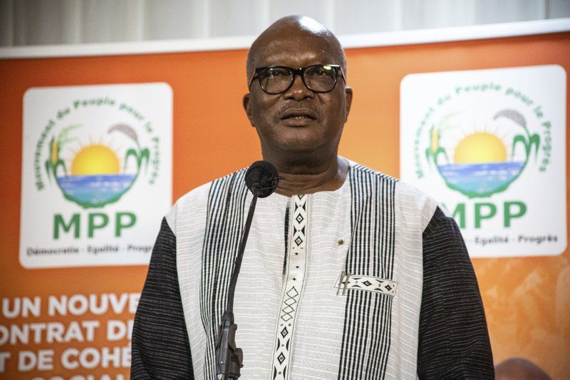 Tổng thống Burkina Faso Roch Marc Christian Kaboré. (Nguồn: AP)