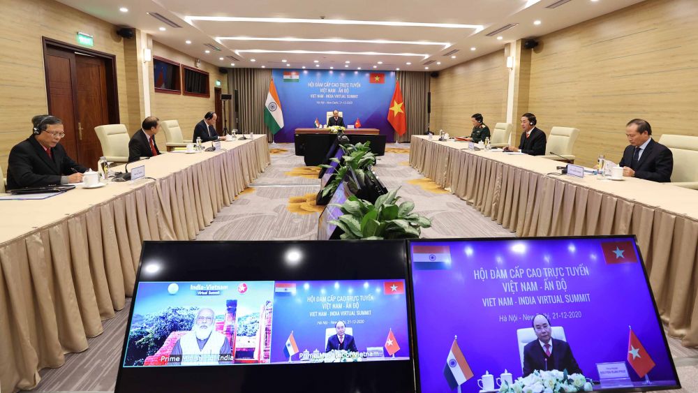 Thủ tướng Chính phủ Nguyễn Xuân Phúc và Thủ tướng Cộng hoà Ấn Độ Narendra Modi đã đồng chủ trì Hội đàm cấp cao trực tuyến Việt Nam-Ấn Độ.