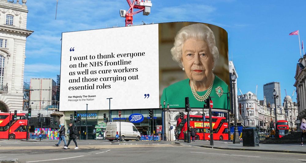 Trong một năm đầy biến động của Vương quốc Anh, Nữ hoàng Elizabeth II và Hoàng gia Anh vẫn luôn mang những thông điệp về niềm tin và hy vọng tới người dân. (Nguồn: AV Magazine)