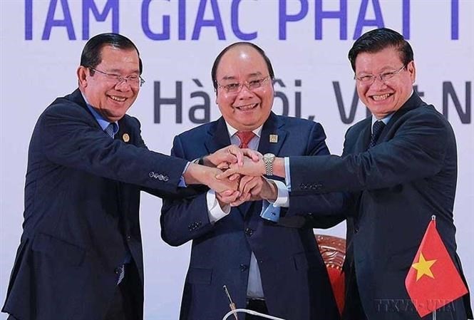 Diplomatic sector gains important achievements during ‘Doi Moi’ process Diplomatic sector gains important achievements during ‘Doi Moi’ process