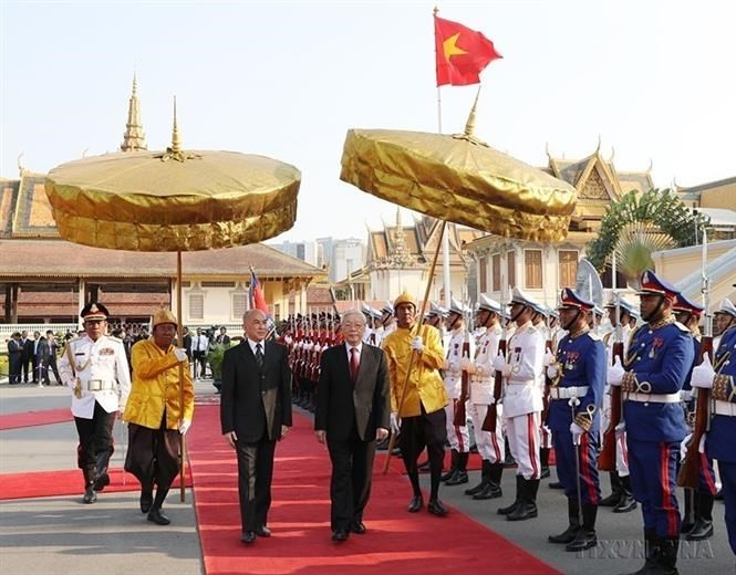 Diplomatic sector gains important achievements during ‘Doi Moi’ process Diplomatic sector gains important achievements during ‘Doi Moi’ process