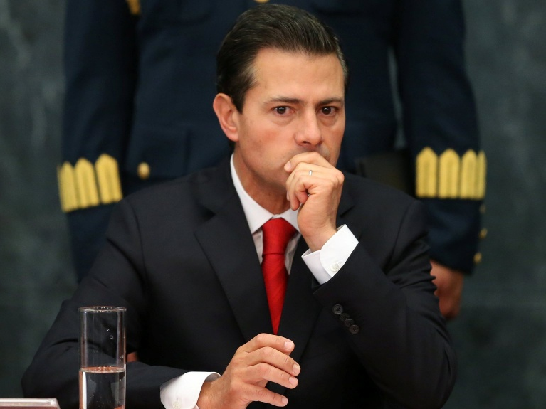 Tổng thống Mexico cân nhắc khả năng hủy chuyến thăm Mỹ
