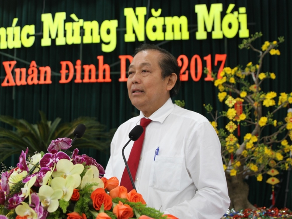 Phó Thủ tướng Thường trực chúc tết Đảng bộ, nhân dân Long An
