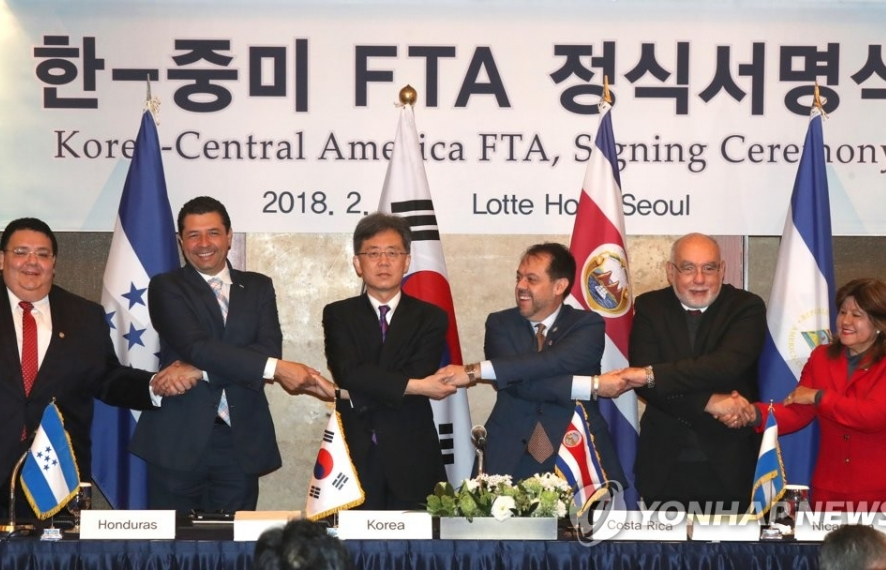 Hàn Quốc ký FTA với các nước Trung Mỹ