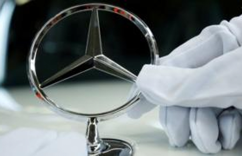 Chính phủ Đức sẽ xem xét việc nhà đầu tư Trung Quốc mua cổ phần Daimler