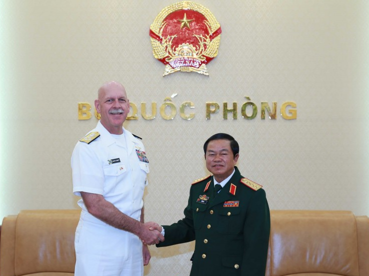 Tư lệnh Hạm đội Thái Bình Dương thăm và làm việc tại Việt Nam