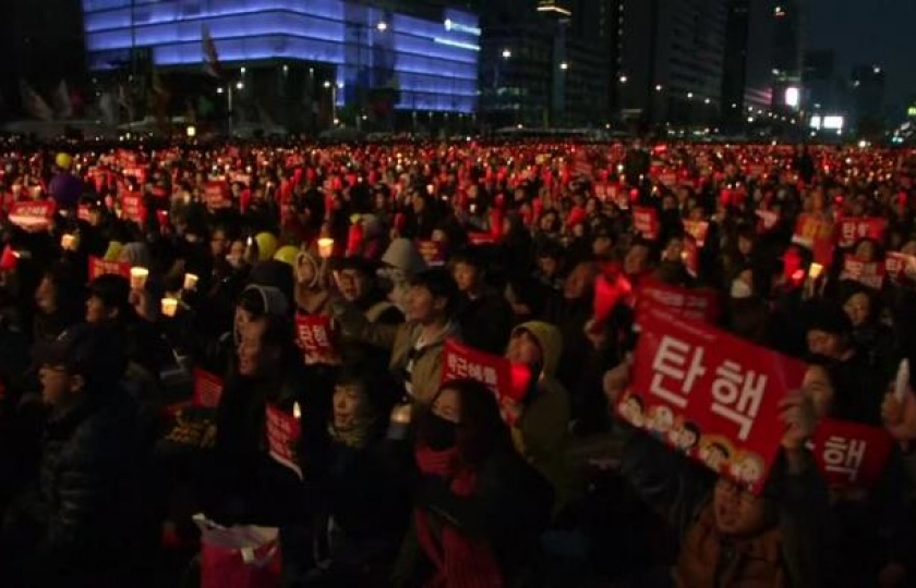 Hàn Quốc: Người dân tiếp tục biểu tình phản đối bà Park Geun-hye