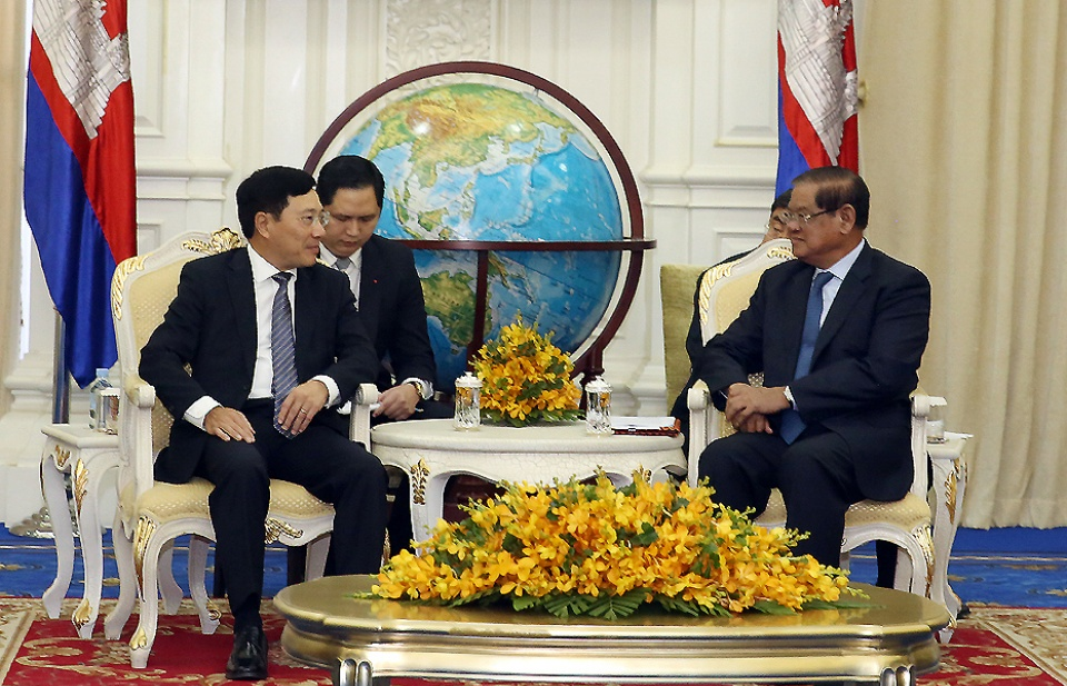 Phó Thủ tướng Phạm Bình Minh đến chào Quyền Thủ tướng Campuchia