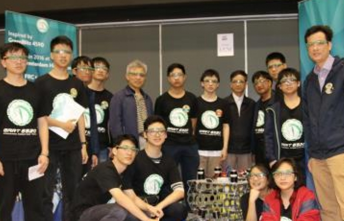Học sinh Việt Nam tham gia tranh tài tại giải First Robotics ở Australia