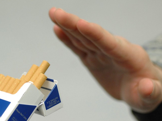 Tăng thuế thuốc lá tác động tới sức khỏe cộng đồng
