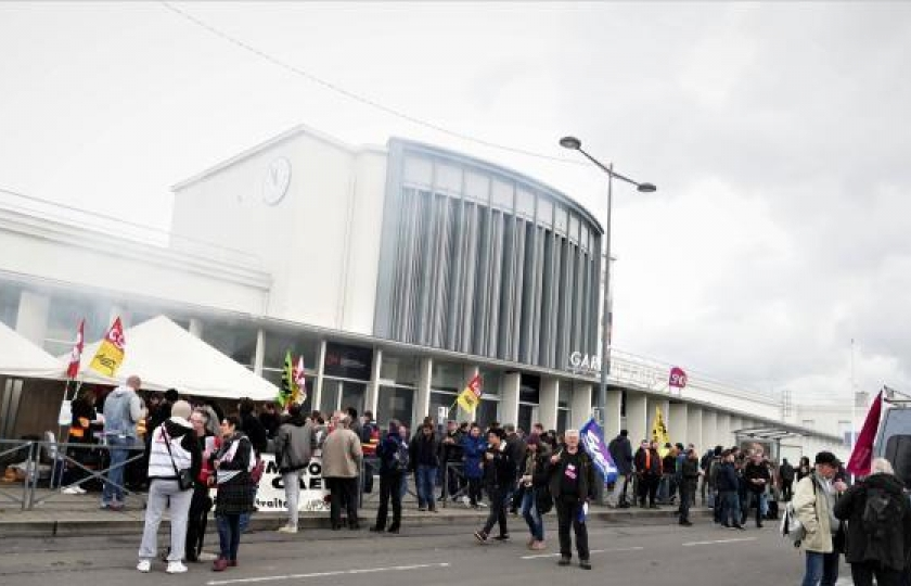 Pháp: Nhân viên ngành đường sắt bắt đầu đợt đình công thứ 2