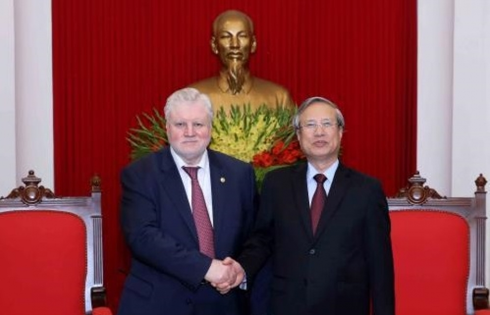 Đoàn đại biểu cấp cao Đảng Nước Nga Công bằng thăm Việt Nam
