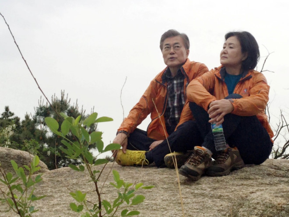 han quoc ao gio cua tong thong thanh hien tuong