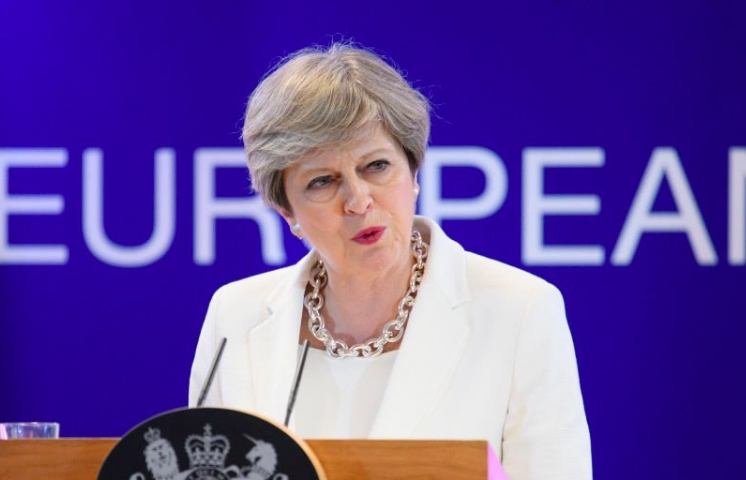 Anh: Thủ tướng May mong muốn công dân EU tiếp tục ở lại