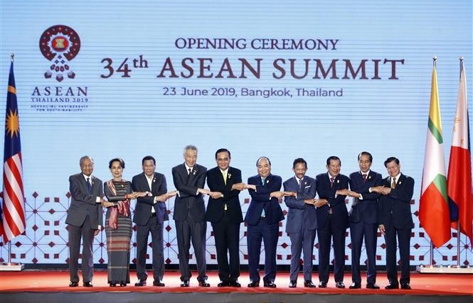 Thủ tướng Nguyễn Xuân Phúc dự khai mạc Hội nghị Cấp cao ASEAN lần thứ 34