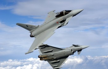Qatar ký thỏa thuận mua 24 máy bay chiến đấu của Anh