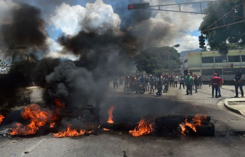 Venezuela đập tan vụ tấn công khủng bố tại căn cứ quân đội