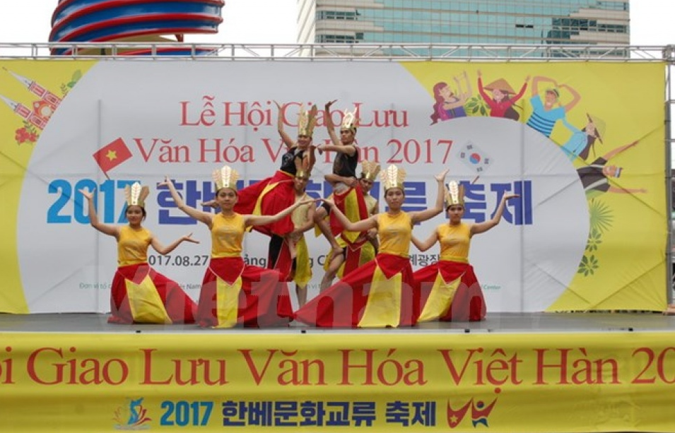 Tưng bừng lễ hội giao lưu văn hóa Việt Nam – Hàn Quốc tại Seoul