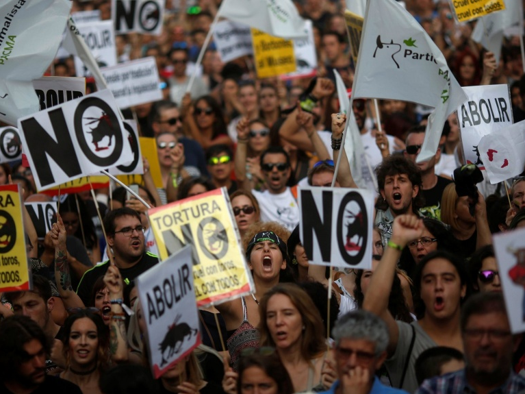 Tây Ban Nha: Hàng nghìn người biểu tình phản đối đấu bò