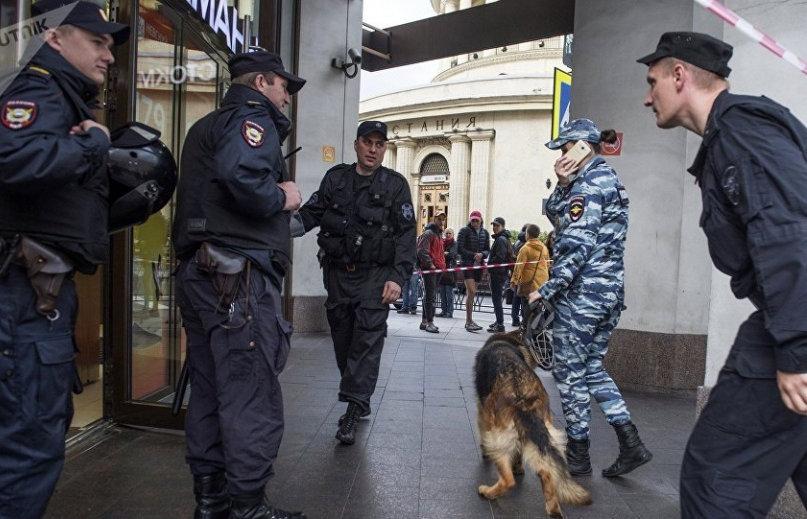Làn sóng "khủng bố điện thoại" tiếp diễn tại Nga