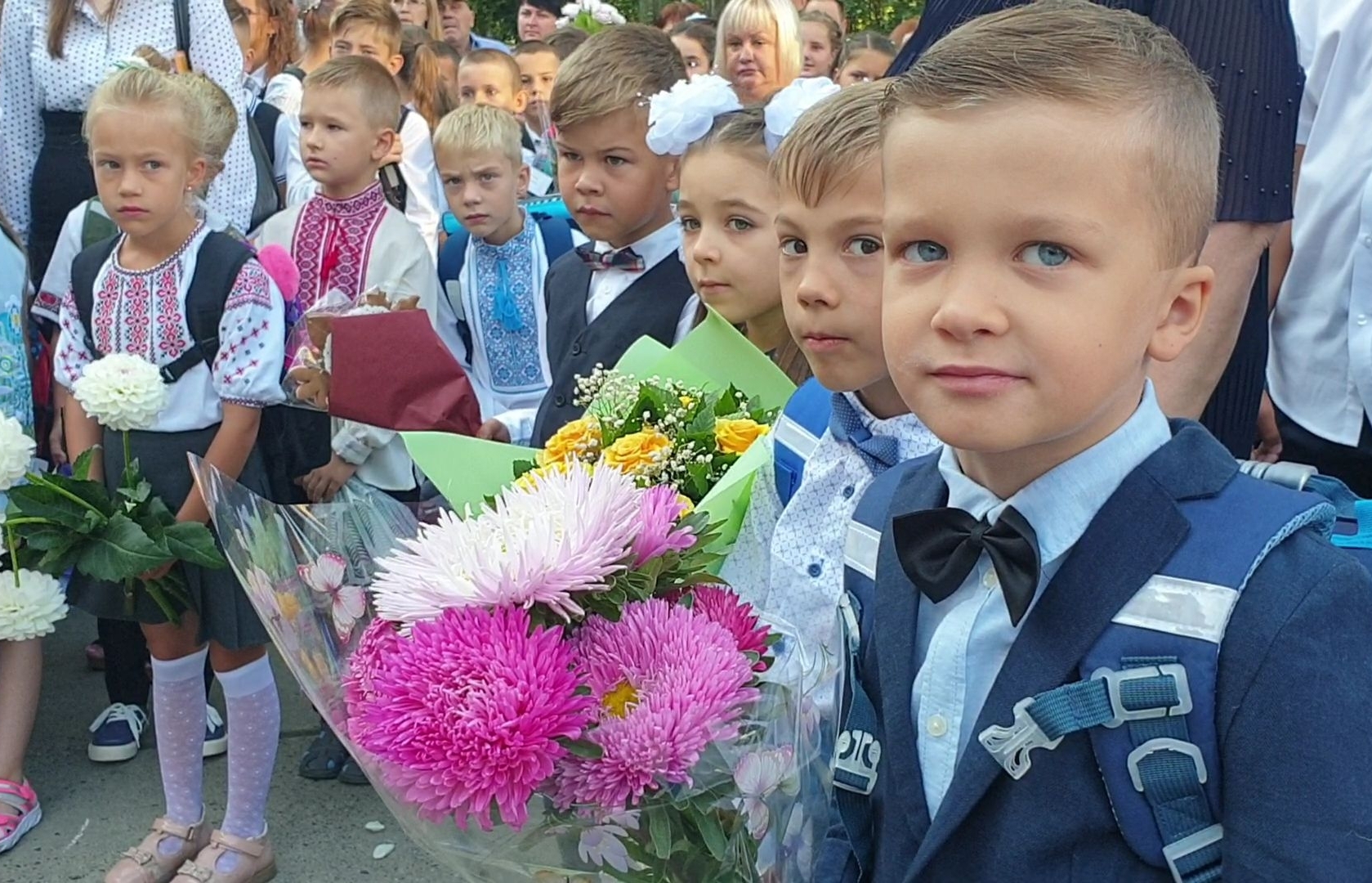 Ukraine: Rộn ràng lễ khai giảng trường 251 mang tên Hồ Chí Minh