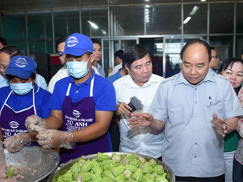 Thủ tướng kiểm tra suất ăn công nghiệp, quán phở "bình dân" ở TPHCM